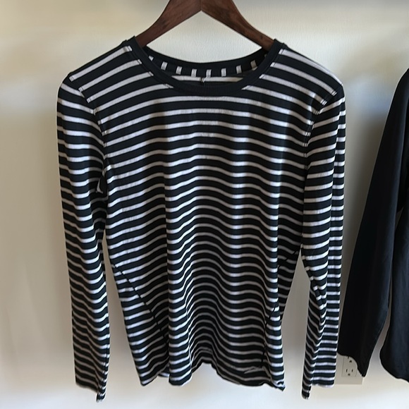 Lululemon Long Sleeve 2 Piece Bundle - Picture 4 of 6